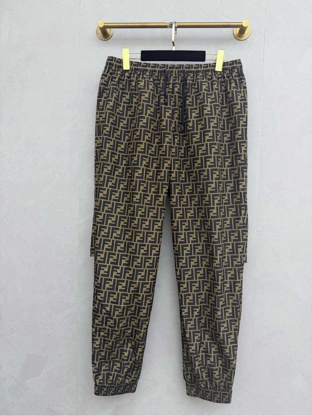 🚩steal Fendi Brown and Black FF Logo Joggers
